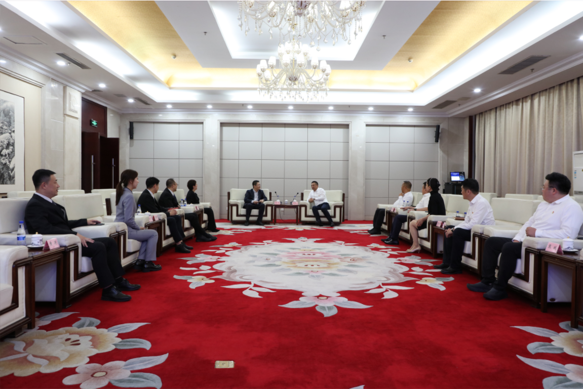 尊龙、温泉、公服集团与招商银行签订战略合作协议！银企合作谱新篇